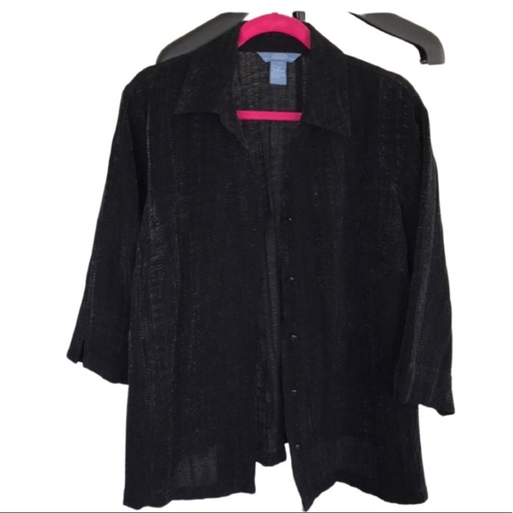napa valley Tops - 💕HP💕Vintage plus size black button down lightweight jacket top
